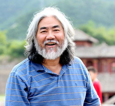 Đạo diễn U70 làm truyền thông Trung ‘dậy sóng’ khi có con với trợ lý kém 31 tuổi ảnh 2