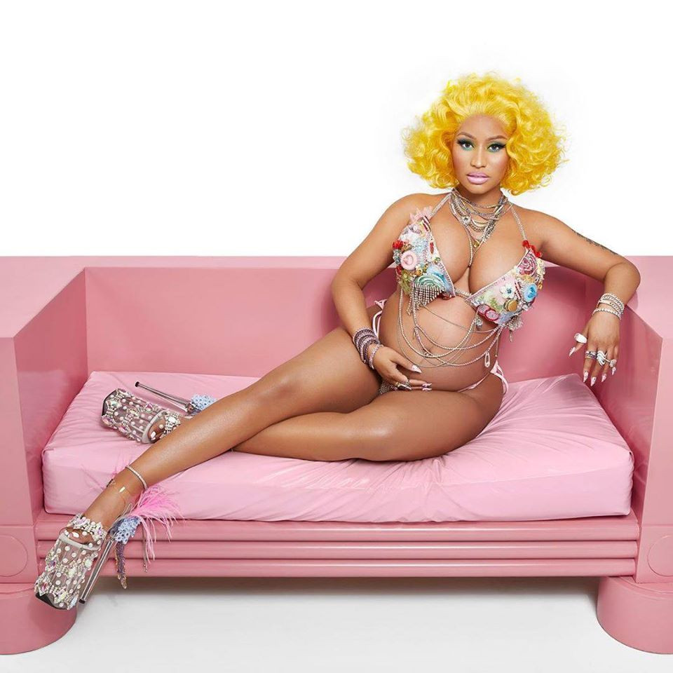 Nicki Minaj gây 'bão' khi đăng ảnh sắp hạ sinh con đầu lòng ảnh 2