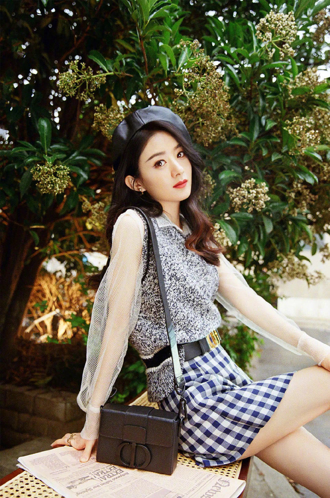 Sự thật về tấm ảnh chưa qua photoshop gây sốc của Địch Lệ Nhiệt Ba ảnh 5