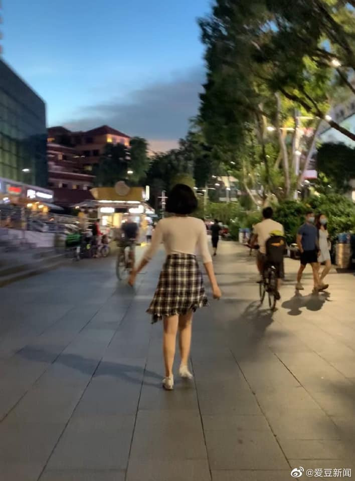 Mỹ nhân ‘Tiếu ngạo giang hồ’ gây sốt vì đã U50 nhưng thân hình vẫn mơn mởn như gái 18 ảnh 5