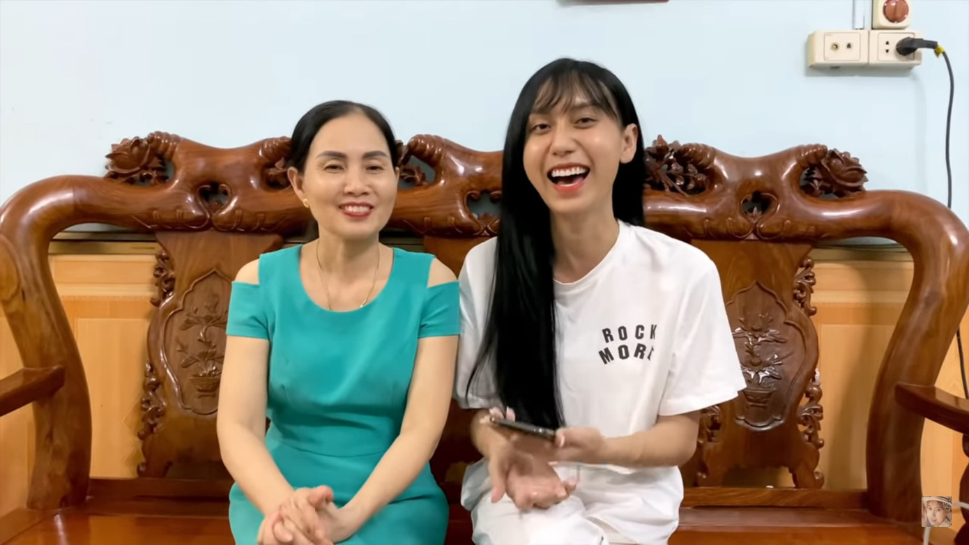 Mẹ Lynk Lee biết 'sự khác lạ' của con từ 3 tuổi và ủng hộ con chuyển giới ảnh 1