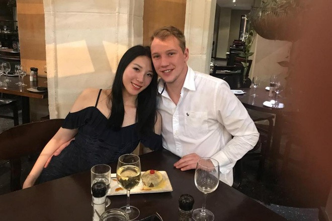 Tự tin diện bikini ở tuổi 61, nữ diễn viên Nhật Bản gây ‘sốc’ vì thân hình quá nảy nở ảnh 5