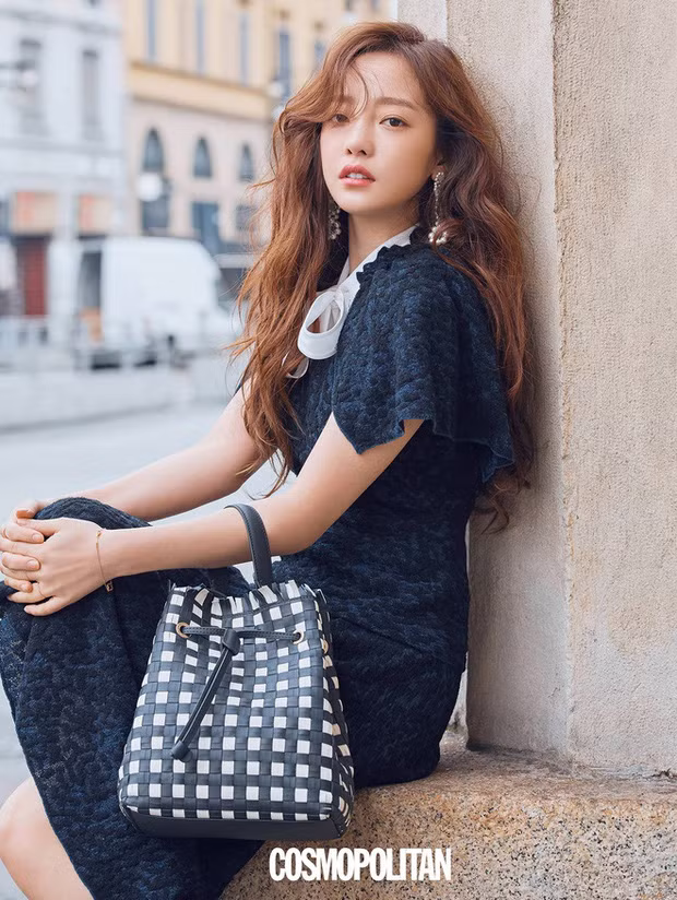 Sao châu Á 24/7: Sao nhí trong bộ phim về đại án ấu dâm trưởng thành gây sốt ảnh 9