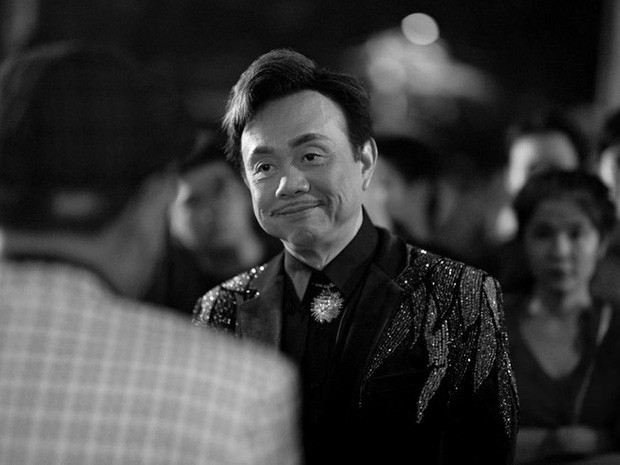 Phương Loan nức nở xoa di ảnh chồng khi bài hát 'Nhỏ ơi' vang lên trong tang lễ ảnh 14