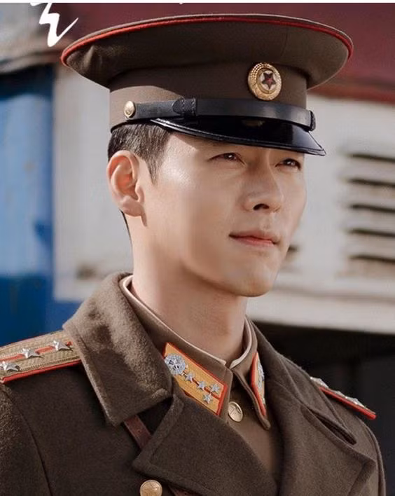 Top sao nam đẹp nhất Hàn Quốc, Song Joong Ki mất ngôi, hạng nhất là cái tên quen thuộc ảnh 2