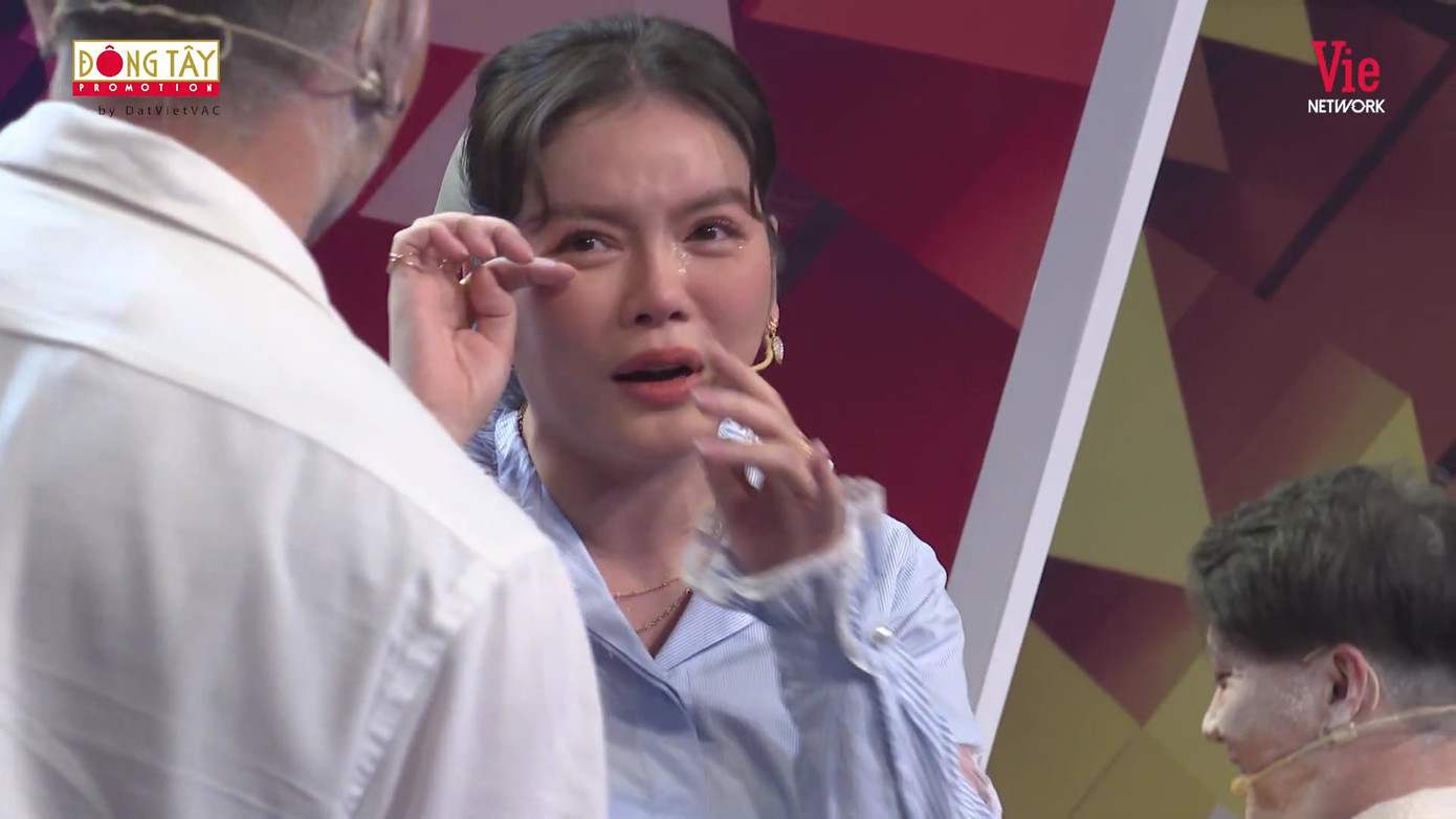 Lý Nhã Kỳ khóc khi ôm hot boy bóng rổ: 'Lâu rồi em không có ai ôm' ảnh 4