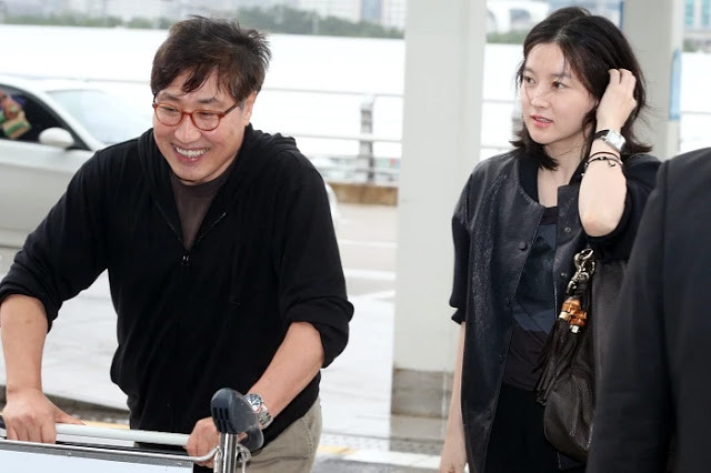 Dân mạng ‘sốc’ khi thấy dung mạo chồng sắp bước sang tuổi 70 của ‘nàng Dae Jang Geum’ ảnh 2