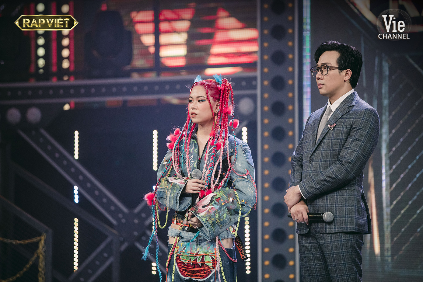 Hé lộ chung kết Rap Việt rực lửa, HLV mặc cực 'ngầu' và Binz vẫn 'một màu' ảnh 12