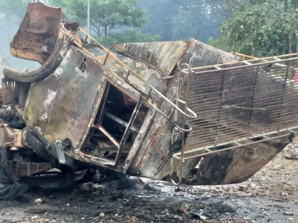 Một người Việt tử vong trong vụ cháy nổ kinh hoàng ở Lào ảnh 1