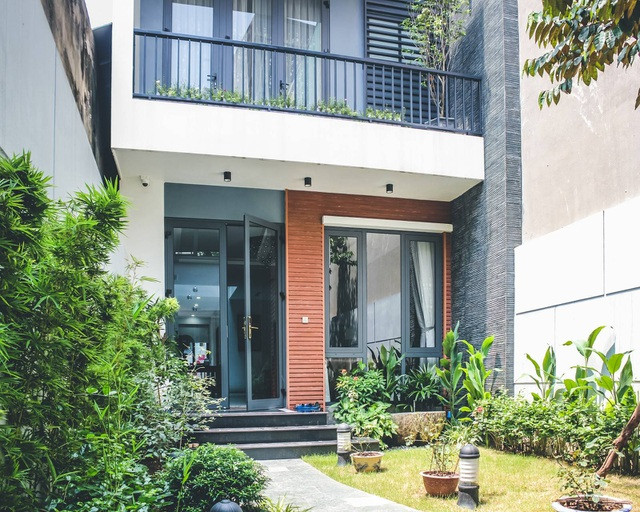 Gia đình ở Hà Nội trồng cả vườn cây xanh đẹp hiếm có trong căn nhà phố ảnh 4