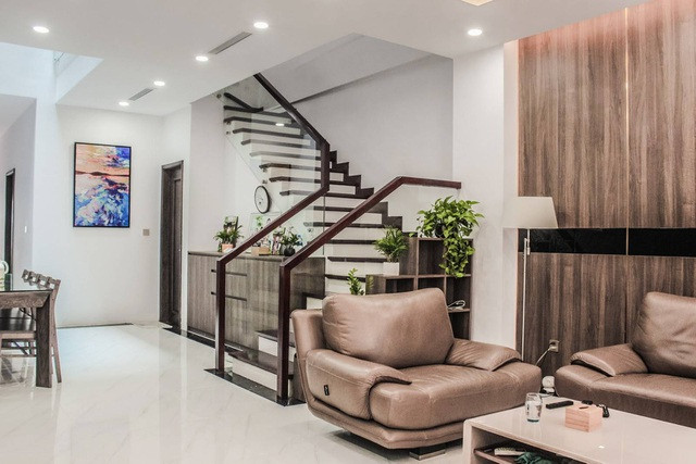 Gia đình ở Hà Nội trồng cả vườn cây xanh đẹp hiếm có trong căn nhà phố ảnh 9