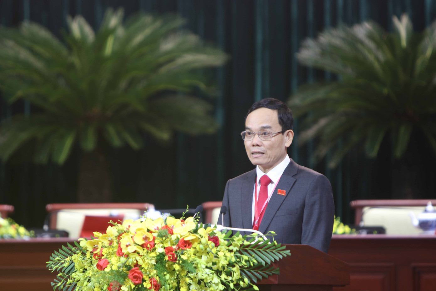 Hình ảnh phiên họp trù bị của Đại hội Đảng bộ TPHCM ảnh 4