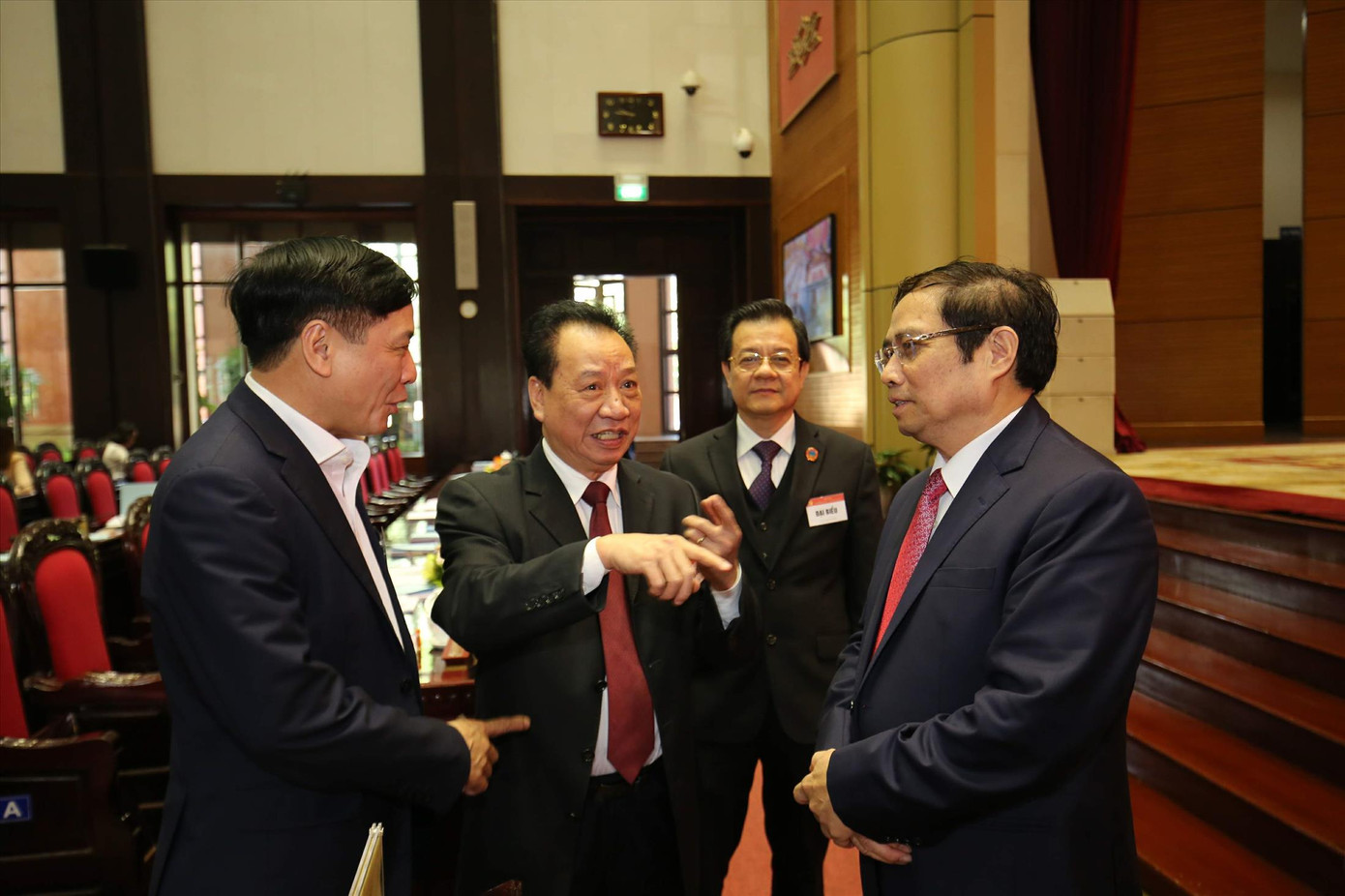 Chấm dứt tình trạng chạy chức, chạy quyền ảnh 2