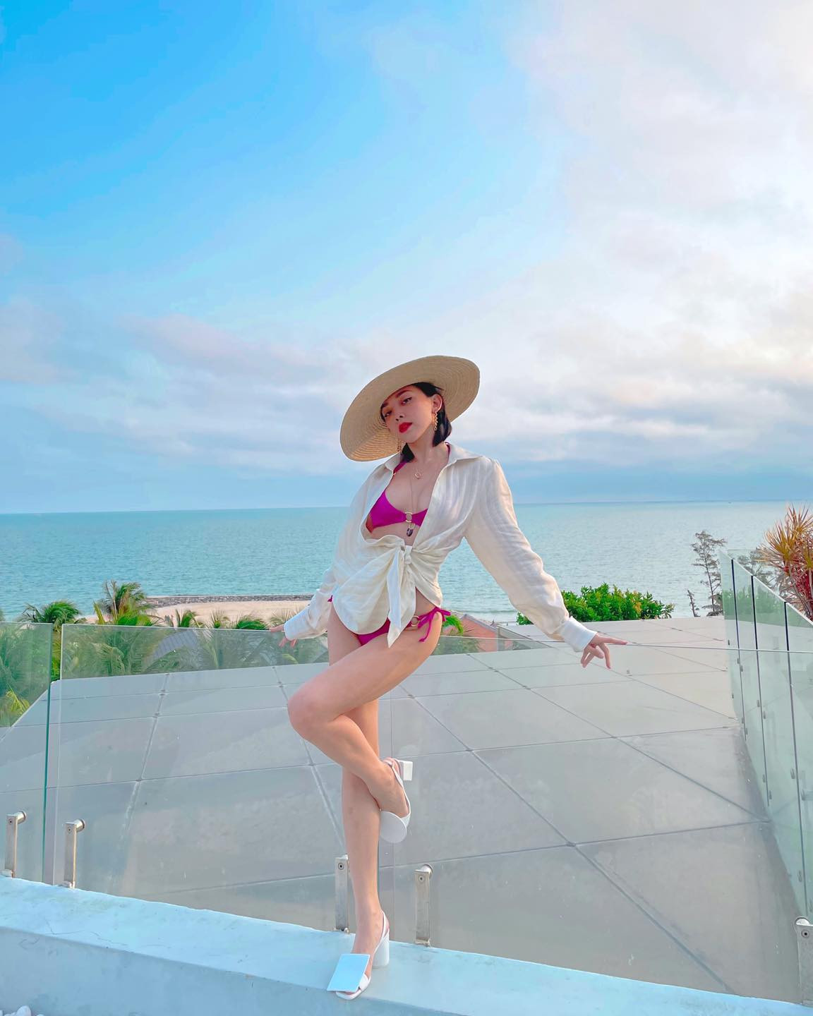 Tóc Tiên 'hư' lột xác ngoạn mục thành vợ đảm ảnh 2