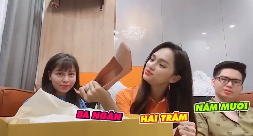 Chập chững làm video “đập hộp” nhưng Hương Giang xứng đáng là tay săn đồ hiệu thứ thiệt ảnh 2