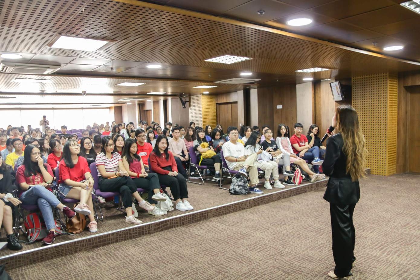 Thử Thách Kim Cương 2020: Xây dựng nội dung video hiệu quả cùng YouTuber Nguyên Newin ảnh 2