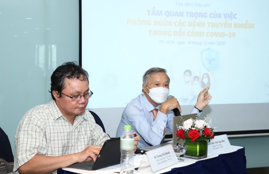 'Sợ chỗ đông người' do dịch COVID-19, dân ngại đi tiêm vắc xin ảnh 1