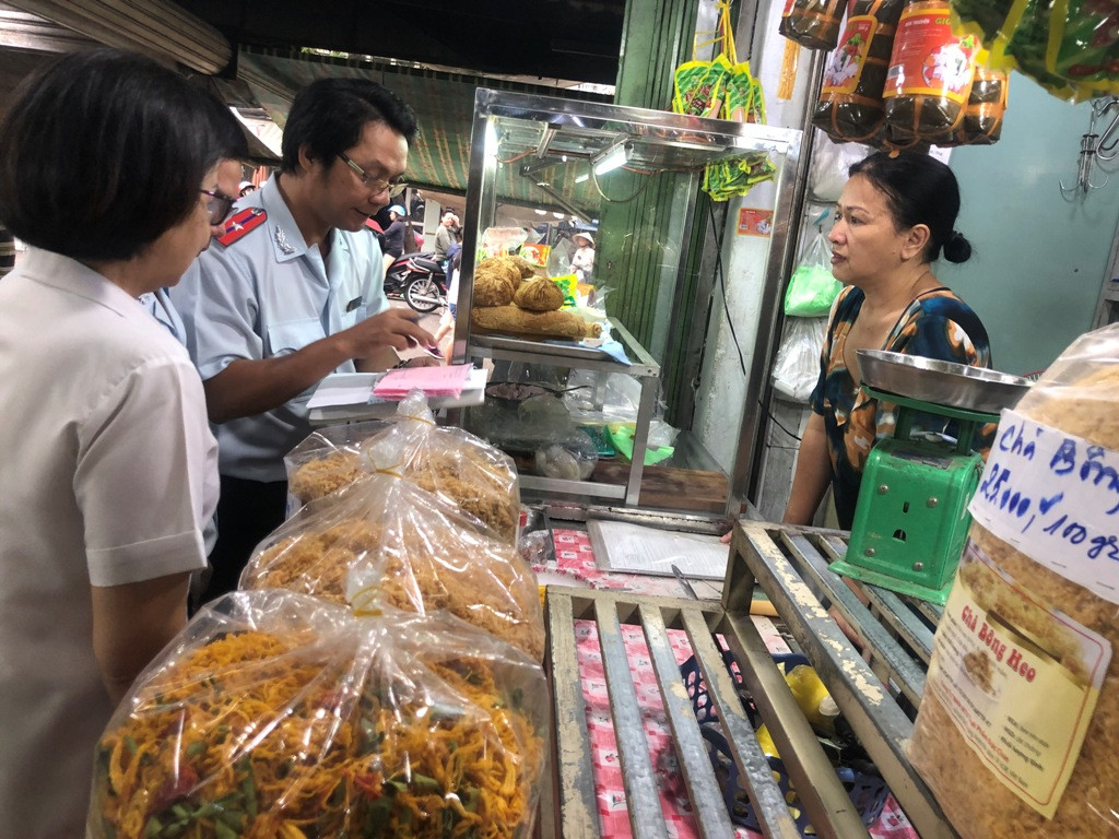 Thịt heo hạ nhiệt vẫn “ế” chỏng chơ ảnh 5