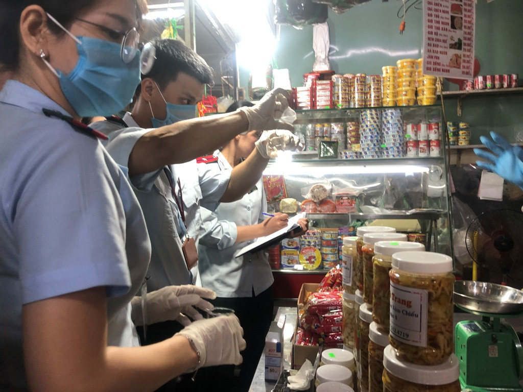 Thịt heo hạ nhiệt vẫn “ế” chỏng chơ ảnh 3