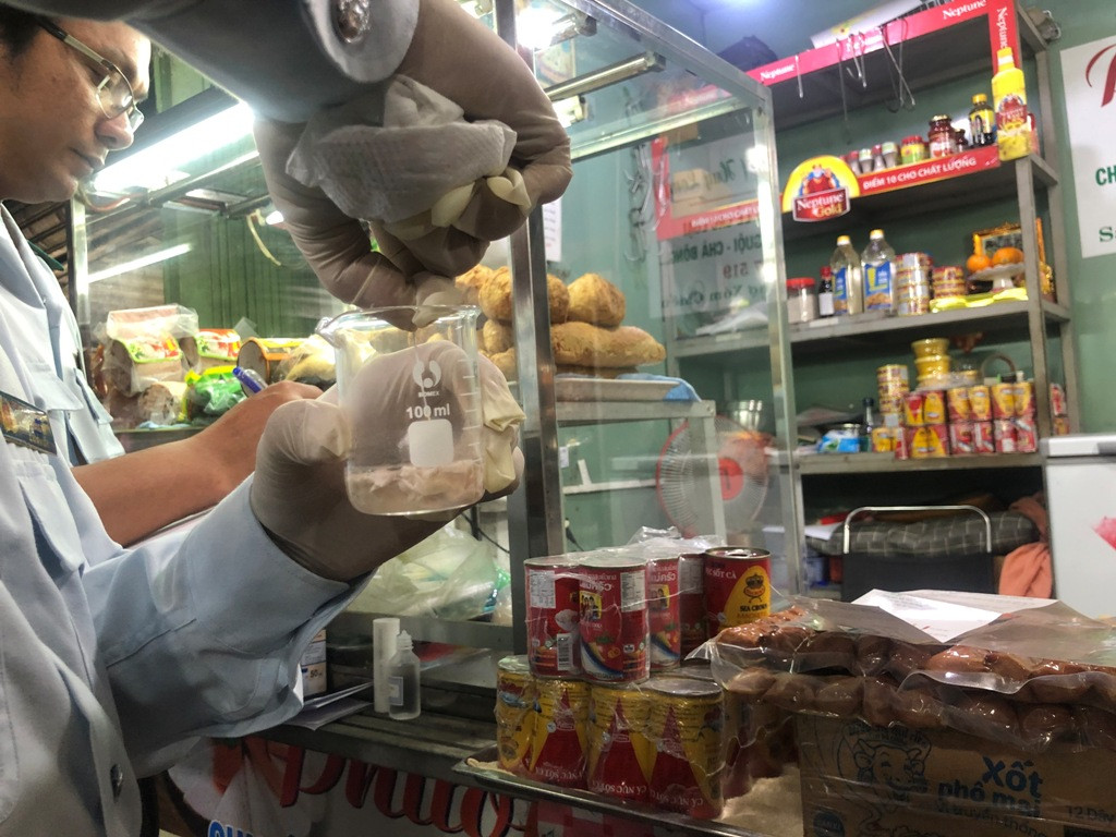 Thịt heo hạ nhiệt vẫn “ế” chỏng chơ ảnh 4