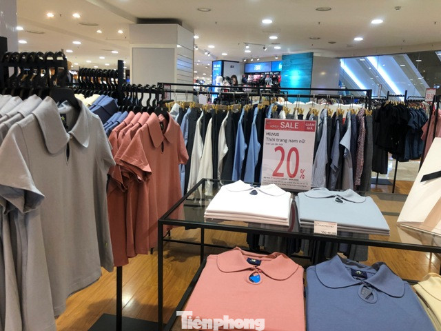 Khuyến mãi khi tái kinh doanh, trung tâm thương mại vẫn 'ế' chỏng chơ ảnh 3