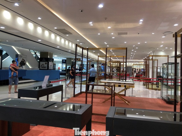 Khuyến mãi khi tái kinh doanh, trung tâm thương mại vẫn 'ế' chỏng chơ ảnh 5