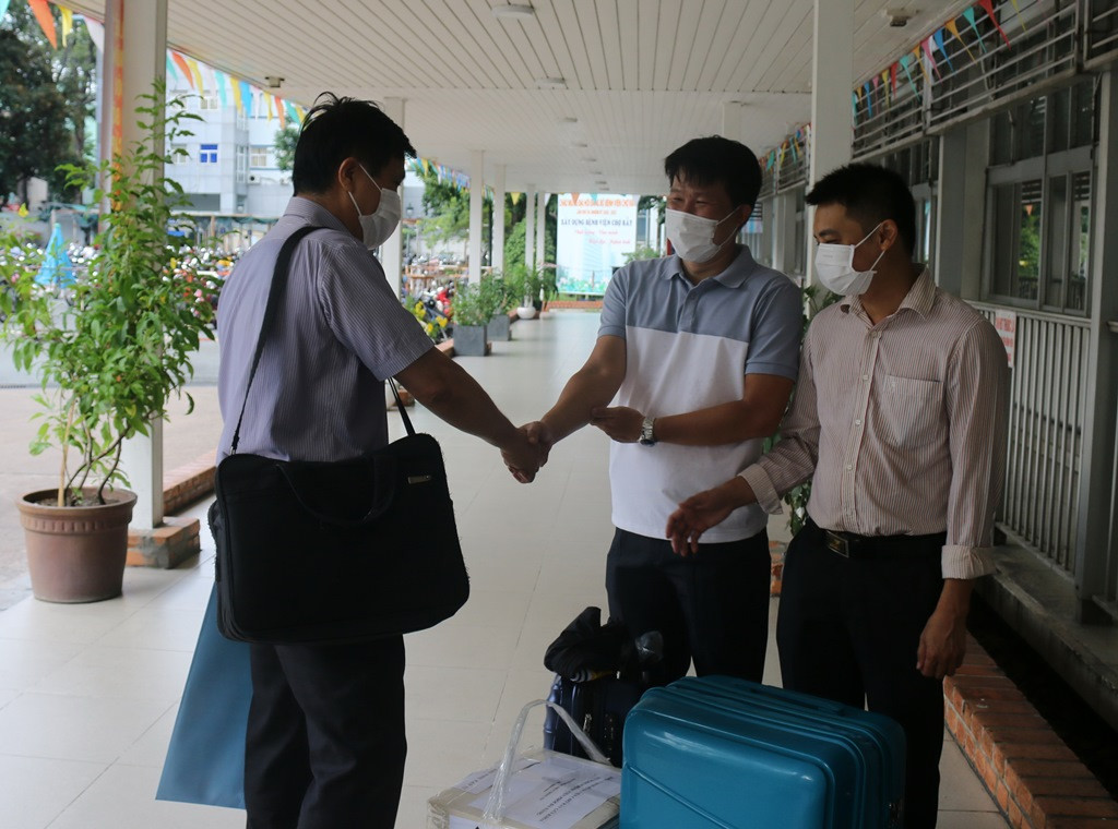 Y bác sĩ BV Chợ Rẫy: ‘Chúng tôi luôn sẵn sàng lên đường’ ảnh 1