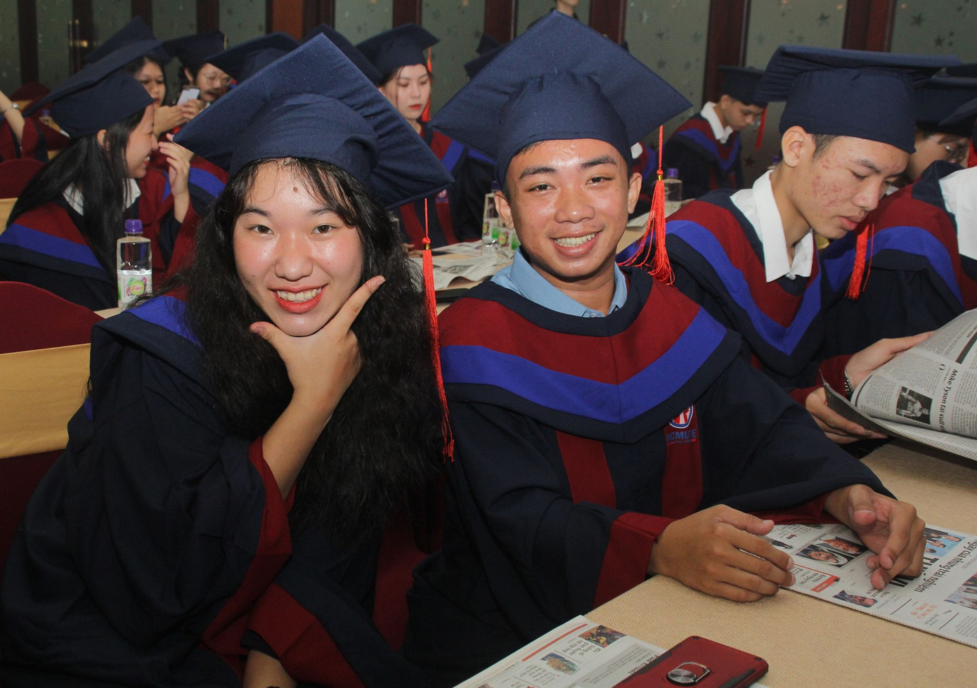 Trân quý các bạn sinh viên không đầu hàng nghịch cảnh ảnh 5