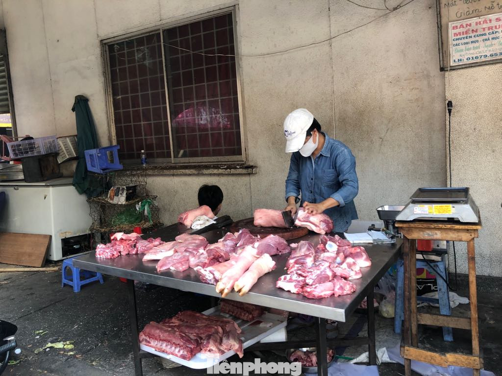 Heo nhập khẩu giá rẻ vẫn 'ế' ảnh 3