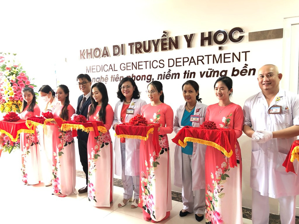 Lập khoa Nhũ, khoa Di truyền y học ở bệnh viện phụ sản ảnh 1