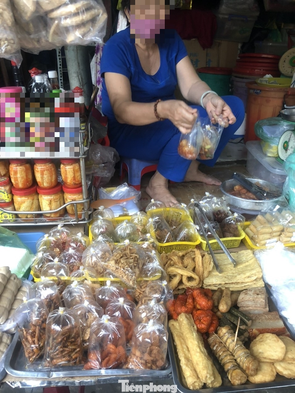 Sau nhiều vụ ngộ độc pate, TPHCM thu hồi 13 sản phẩm của Minh Chay ảnh 1