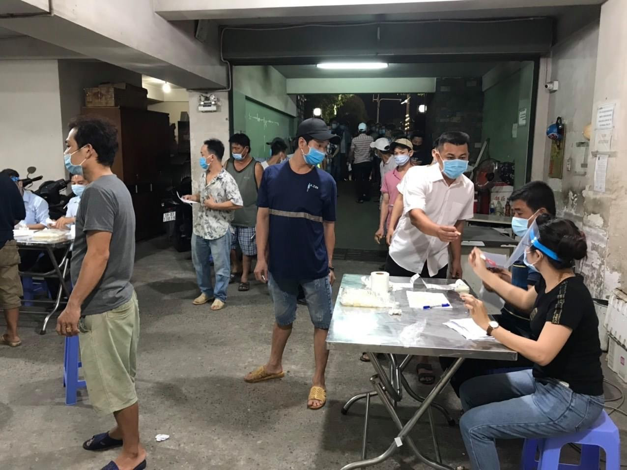 BN 1349 mắc COVID-19 đã đi ăn uống nhiều nơi, tiếp xúc cả trăm người ảnh 2