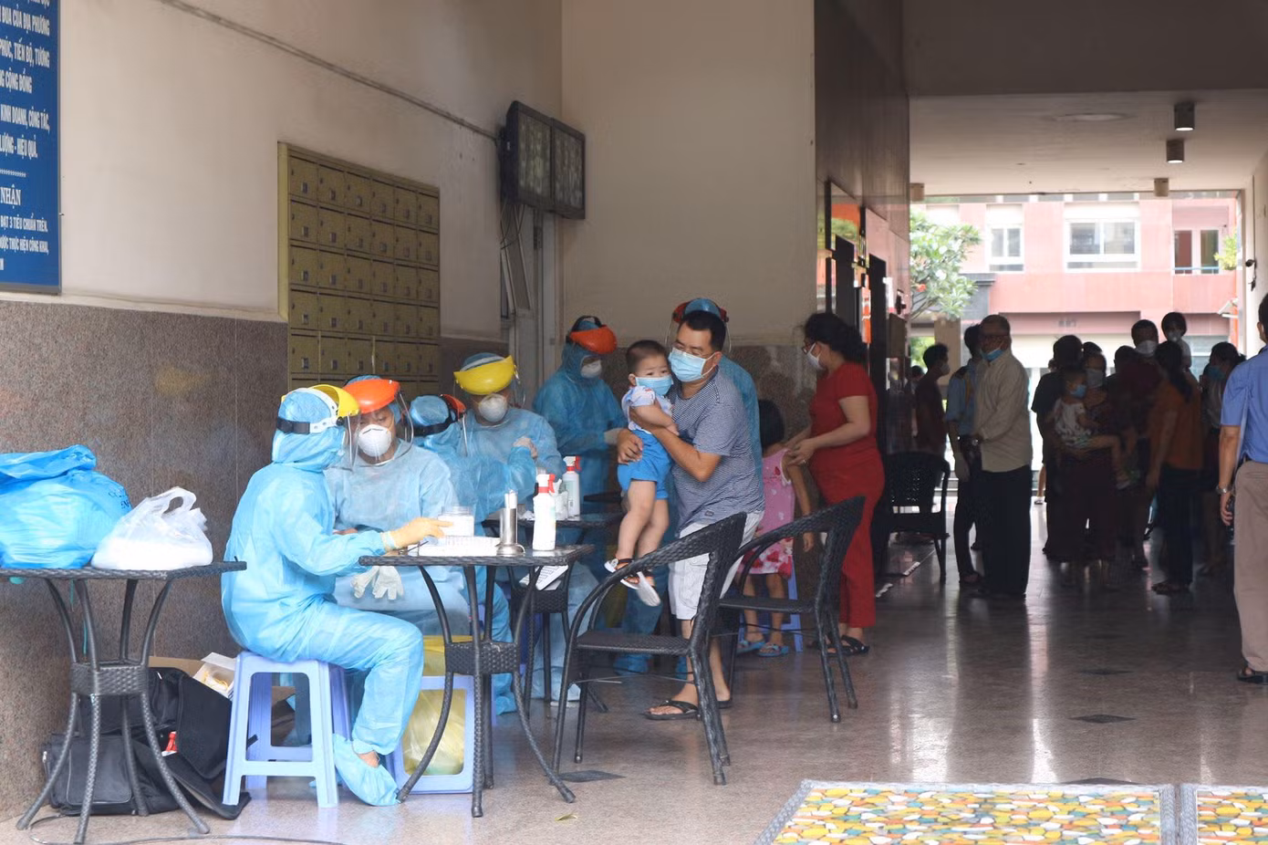 TPHCM phát hiện nhiều ca tái dương tính với SARS-CoV-2 ảnh 2