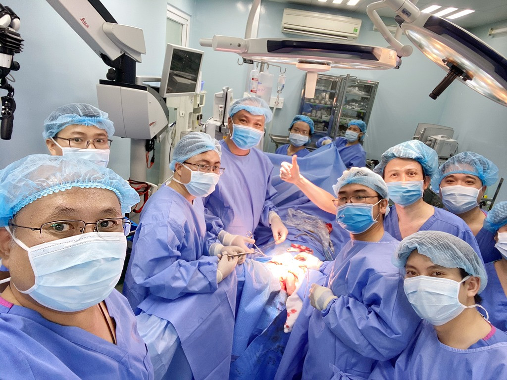 Nam thanh niên cắt bao da quy đầu, mất luôn 'cậu nhỏ' ảnh 1