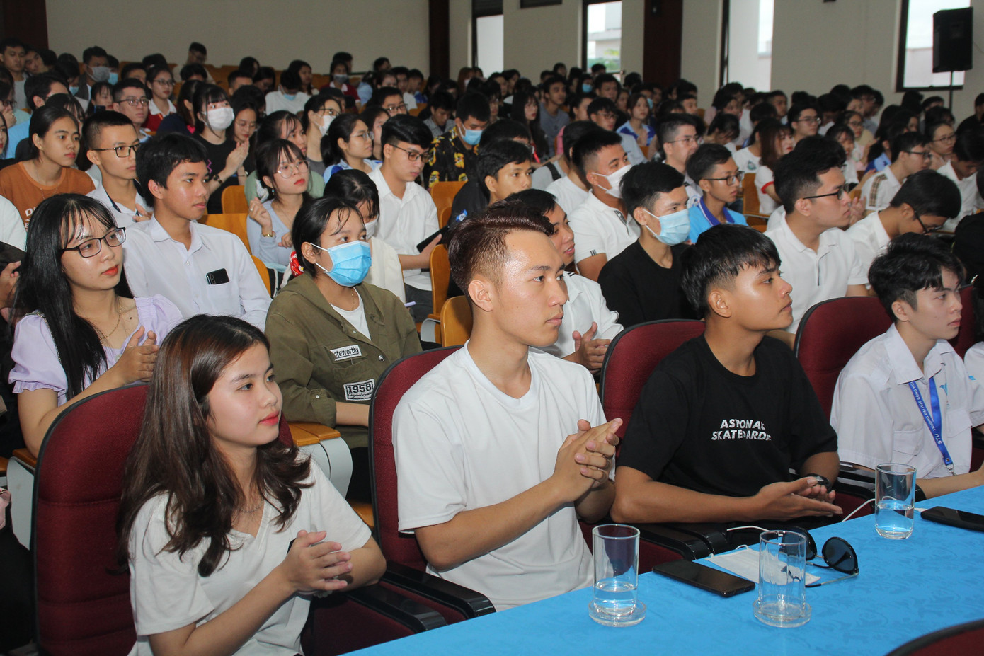 Nâng bước thủ khoa năm 2020: Những tâm sự truyền cảm hứng ảnh 4