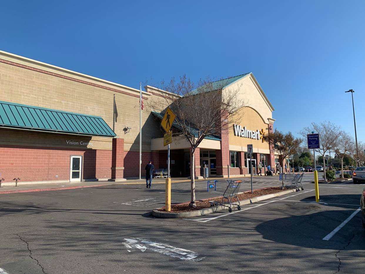 Đi chợ ở Mỹ thời Covid-19, chật vật tìm mua giấy vệ sinh, sữa, trứng.. ảnh 6