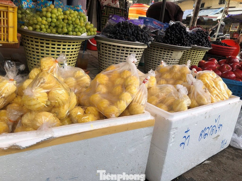 Thơm mini Thái Lan 'xuống đường', giá 120.000 đồng/kg ảnh 6