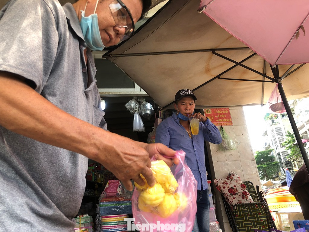 Thơm mini Thái Lan 'xuống đường', giá 120.000 đồng/kg ảnh 5