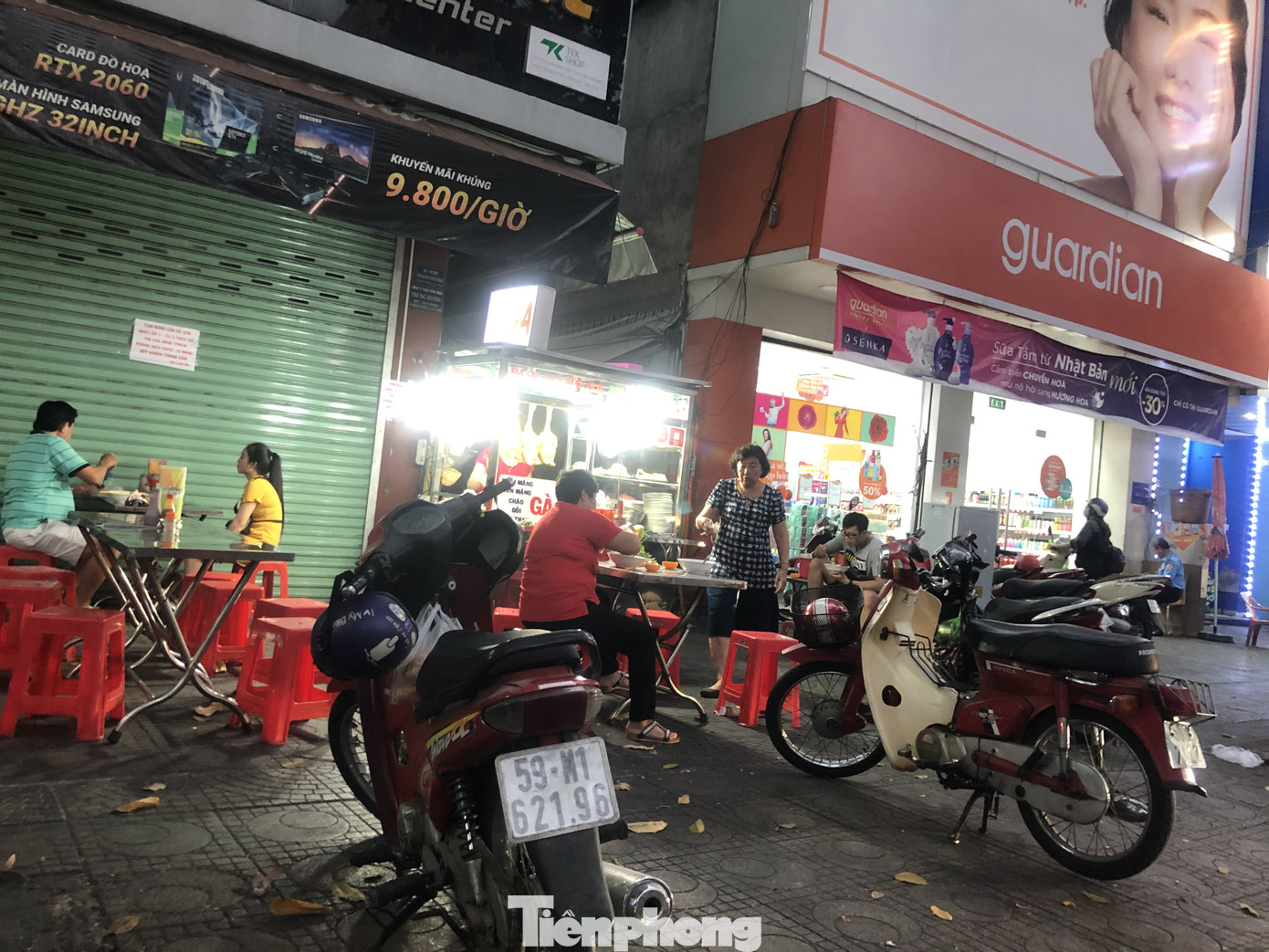 Quán ăn, tiệm trà sữa tung đủ 'chiêu' né lệnh đóng cửa ảnh 10