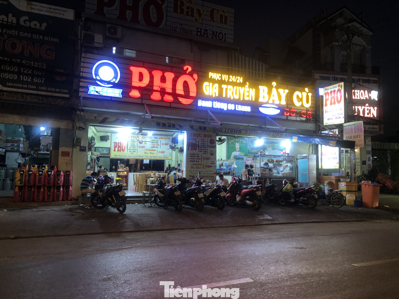 Quán ăn, tiệm trà sữa tung đủ 'chiêu' né lệnh đóng cửa ảnh 12