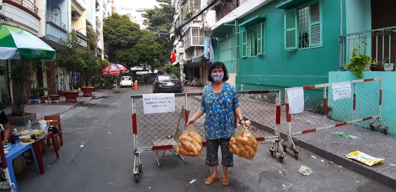 Chung cư ở Sài Gòn bị phong tỏa do bệnh nhân tái nhiễm COVID-19 ảnh 6