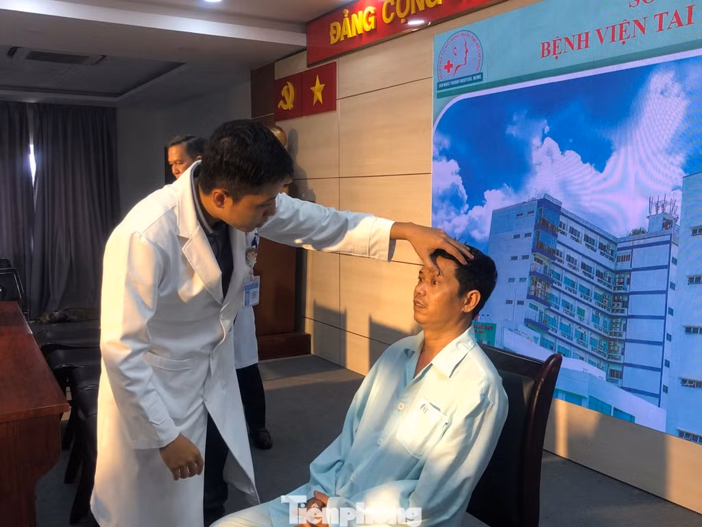 Suýt mù mắt vì viêm xoang mũi ảnh 1