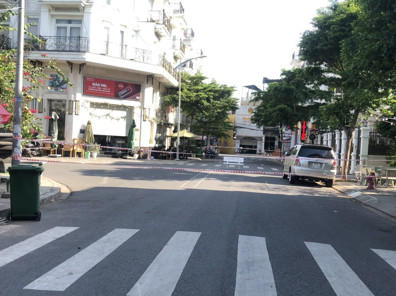 TPHCM: Phong toả một khu dân cư vì có ca nghi mắc COVID-19 ảnh 1