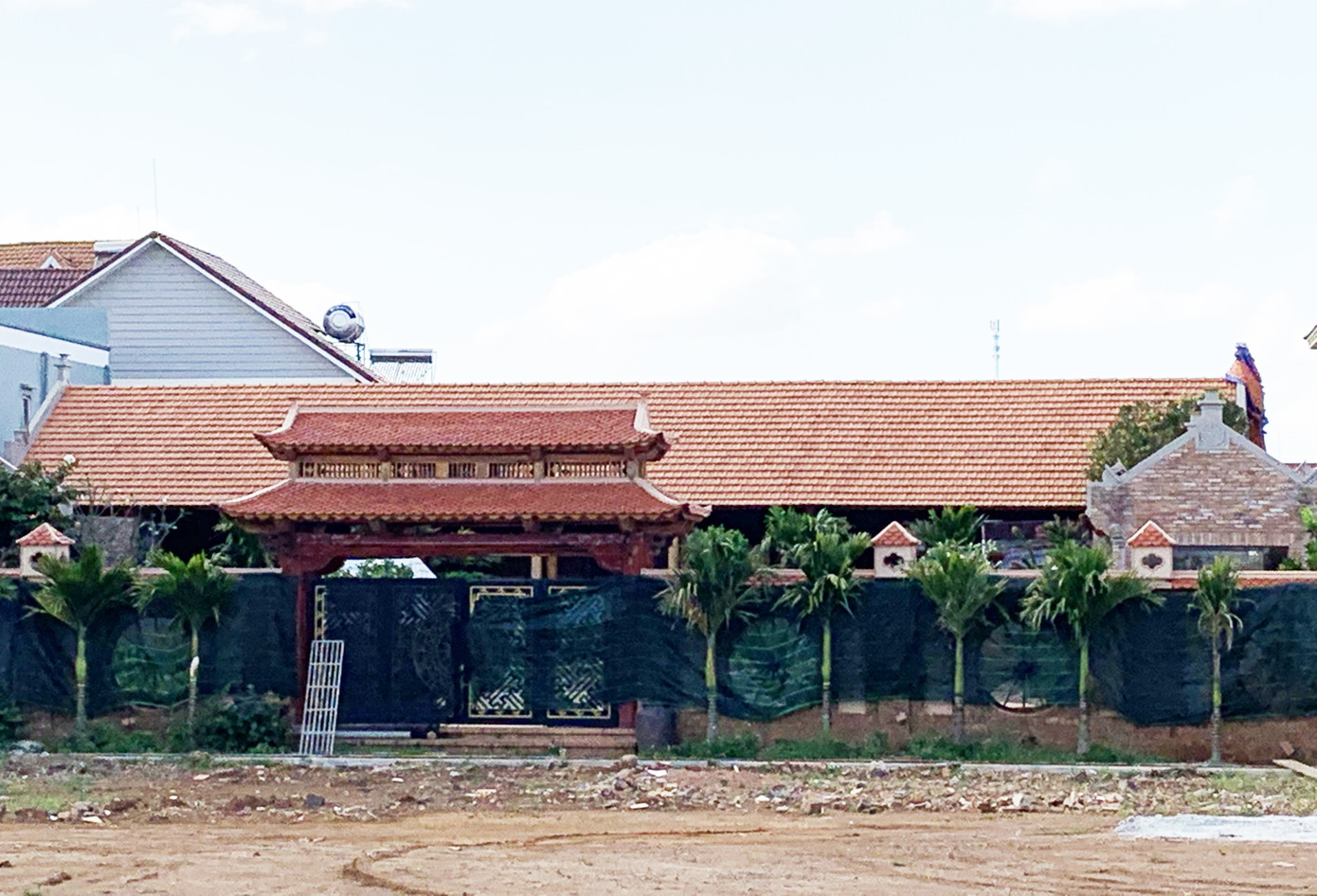 Tháo dỡ các công trình làm sai lệch công năng Bến xe Di Linh ảnh 3