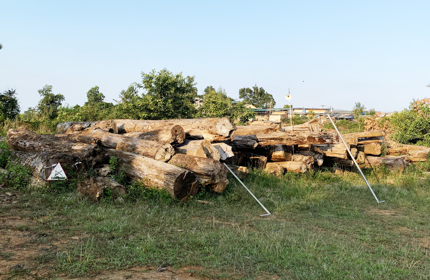 Kỷ luật, thuyên chuyển cả 'giàn' lãnh đạo Hạt Kiểm lâm Bảo Lâm ảnh 4