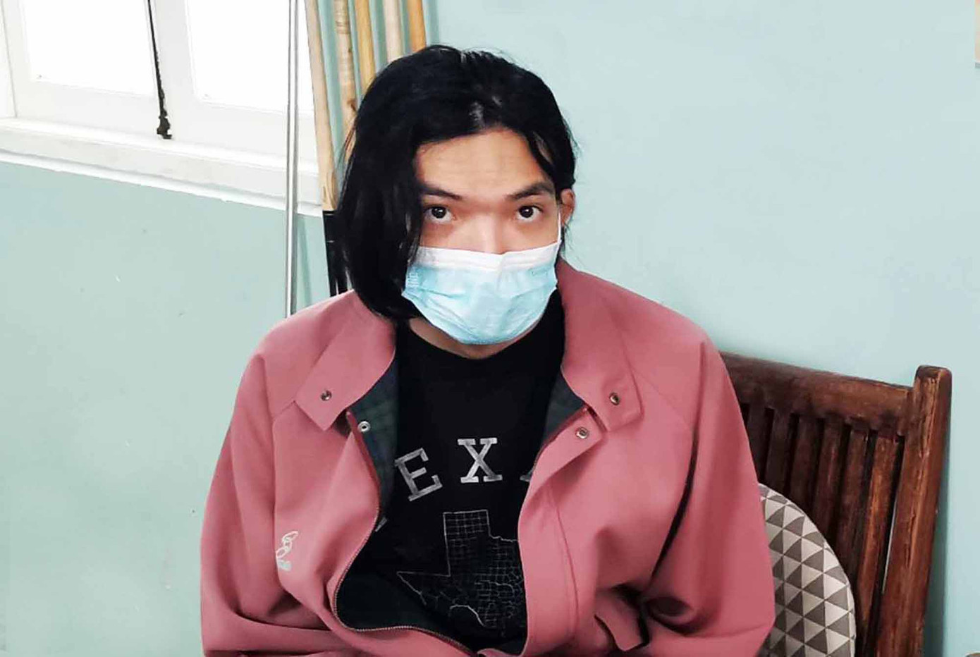  Lắp hệ thống đèn trong nhà vệ sinh để trồng cần sa ảnh 2