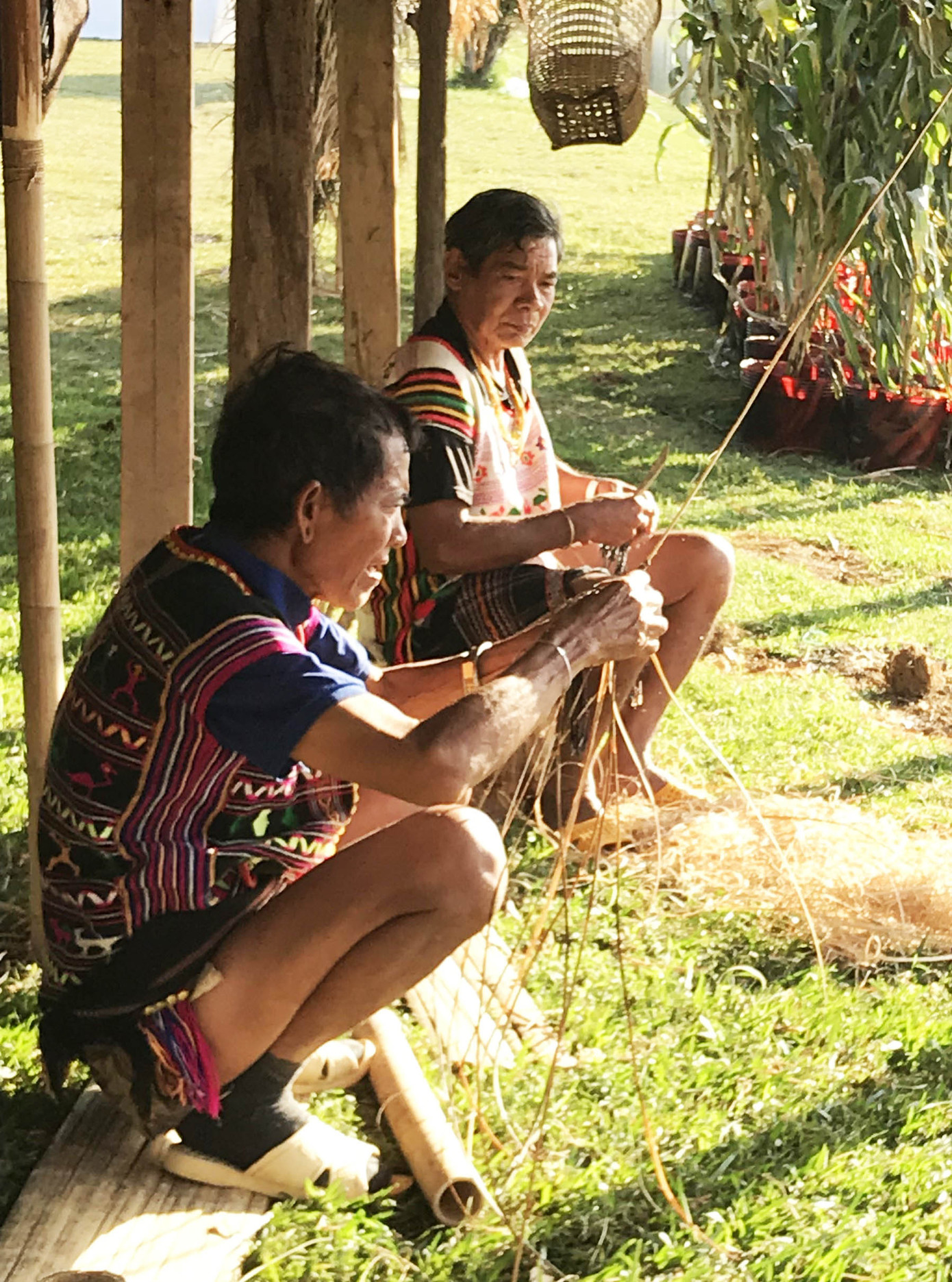 Đón năm mới trong ngôi nhà dài của người Mạ bên hồ Xuân Hương ảnh 4