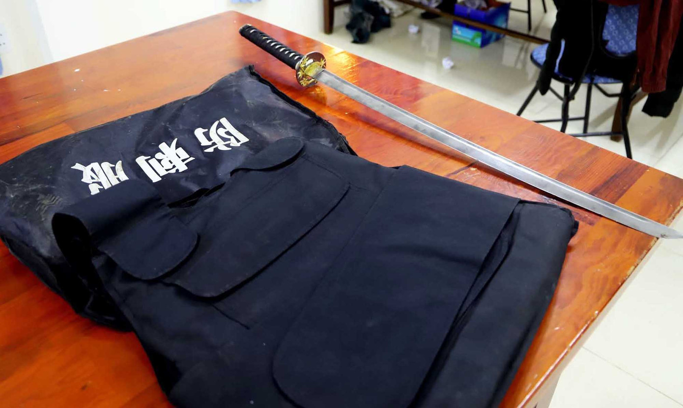 Bắt đối tượng tàng trữ ma túy, vũ khí quân dụng ảnh 3