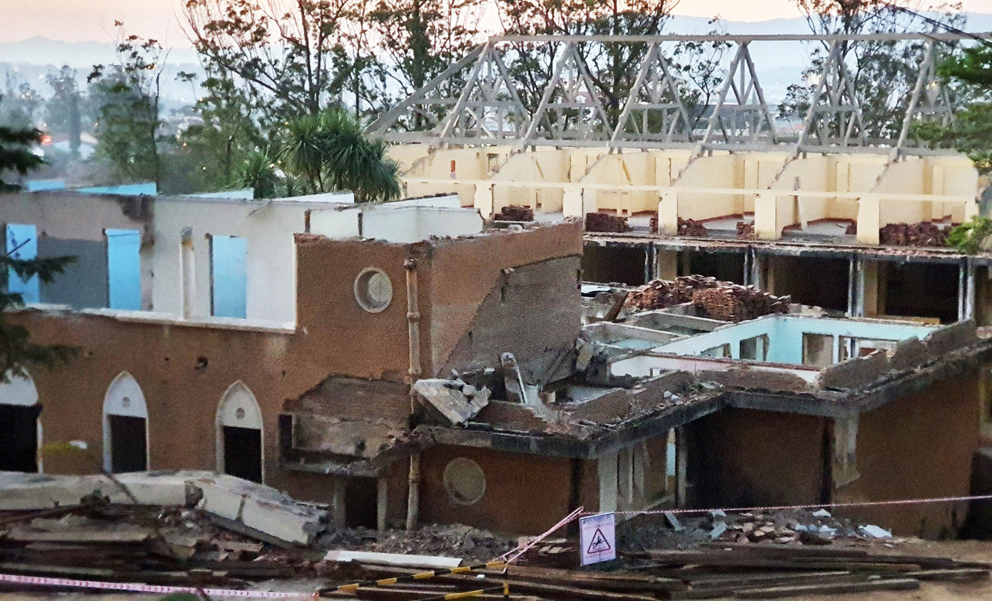 Sập công trình nhà cổ của Đại học kiến trúc, 2 người tử vong ảnh 1