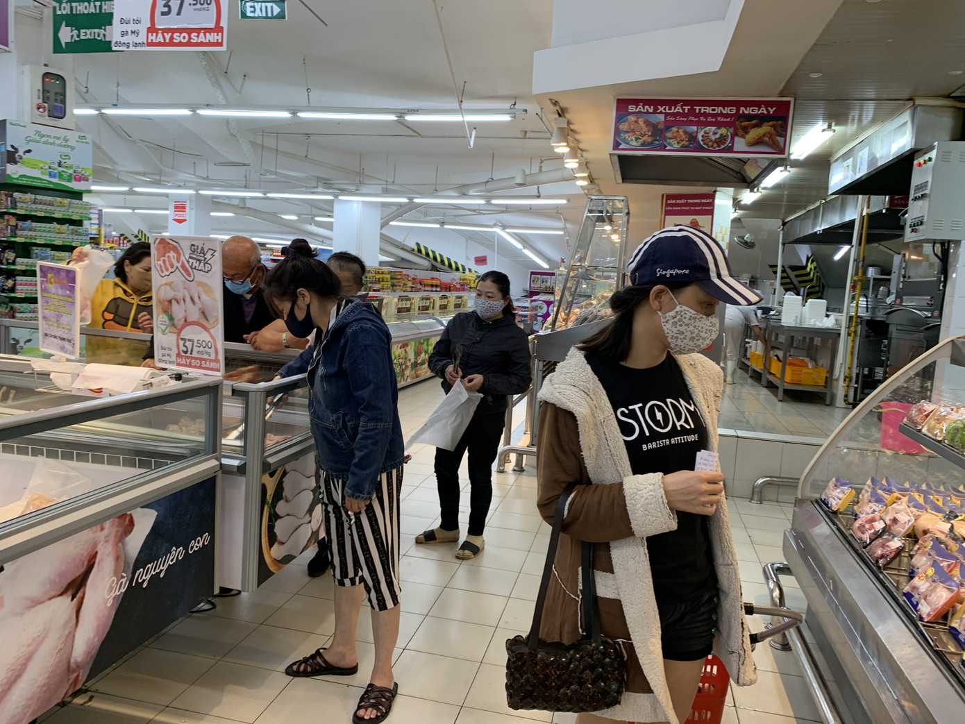 Buôn Ma Thuột sửa yêu cầu cách ly, Đà Lạt phạt người không đeo khẩu trang ảnh 2